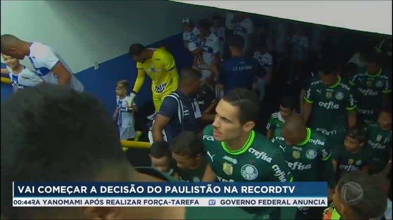 Vídeo: Palmeiras e Água Santa começam decisão do Paulistão neste domingo (2)