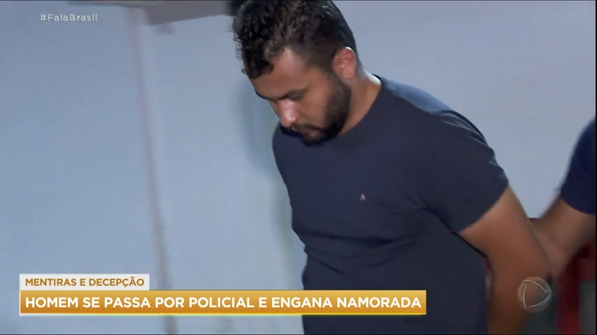 Vídeo: Homem se passa por policial e engana até a namorada