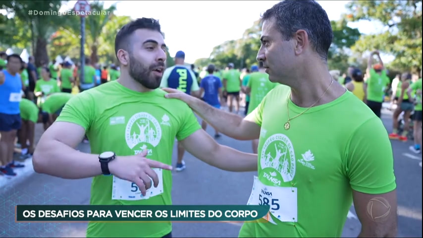 Domingo Espetacular faz alerta sobre moda que transforma caminhões em  máquinas mortais - RecordTV - R7 Domingo Espetacular