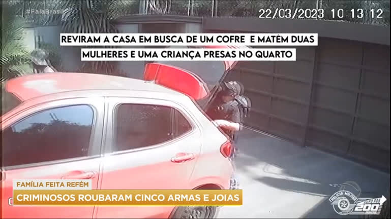 Vídeo: SP: polícia procura assaltantes que invadiram condomínio de alto padrão e renderam uma família