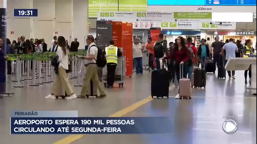 Vídeo: Aeroporto espera 190 mil pessoas circulando até segunda (10)