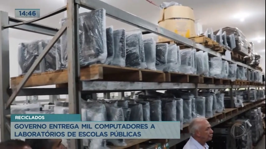 Vídeo: Governo entrega mil computadores a laboratórios de escolas públicas