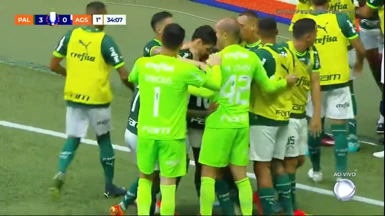 Vídeo: Endrick faz o terceiro gol do Palmeiras contra o Água Santa