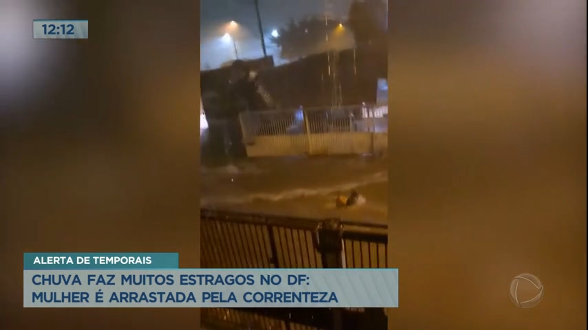 Vídeo: Mulher é arrastada pela correnteza no Paranoá após chuvas