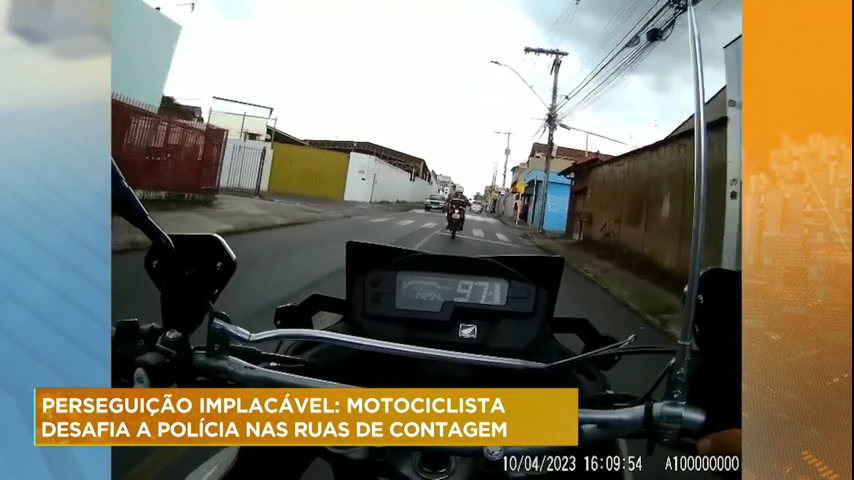 Vídeo: Motociclista desafia ordem de parada da polícia e quase provoca acidentes em Contagem (MG)