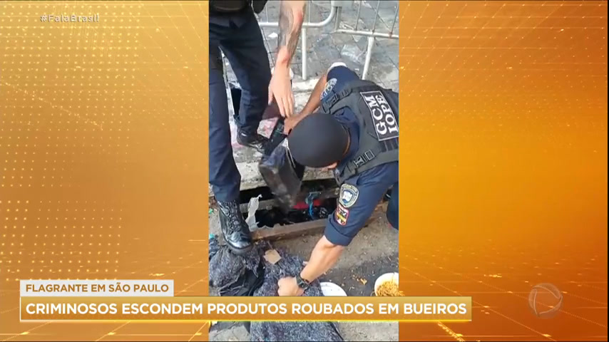 Vídeo: SP: criminosos usam bueiros para esconder objetos roubados
