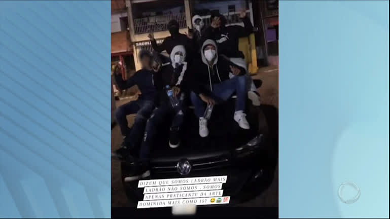 Vídeo: Bandidos ostentam carro roubado de vítima que caiu no golpe do amor em SP