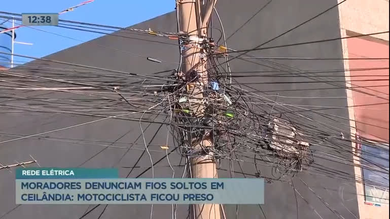 Vídeo: Moradores denunciam fios soltos em postes de Ceilândia