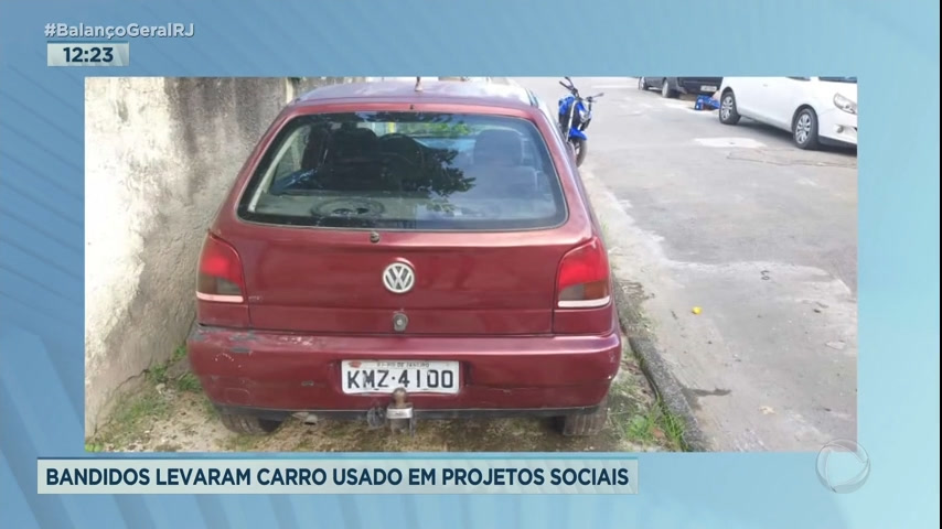 Vídeo: Bandidos furtam carro usado em projetos sociais no Rio