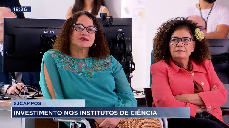 Vídeo: Ministra da Ciência, Tecnologia e Inovação visita o Cemaden
