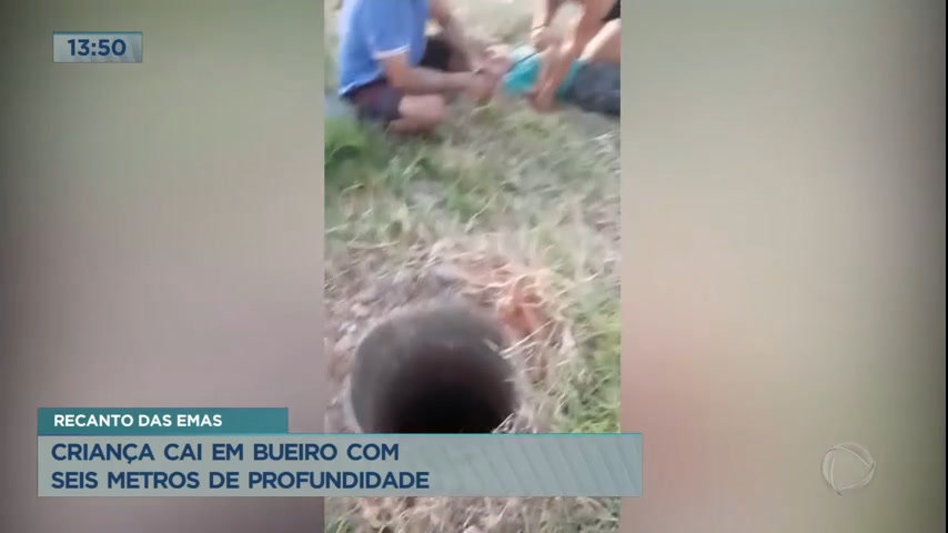 Vídeo: Criança cai em buraco de seis metros de profundidade no DF