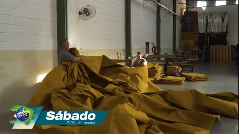 Vídeo: Brasil Caminhoneiro mostra a fabricação de lona de caminhão