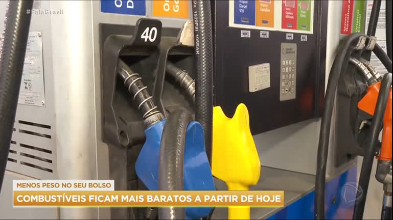 Vídeo: Brasileiro deve pagar mais barato nos combustíveis e gás de cozinha a partir de hoje (17)