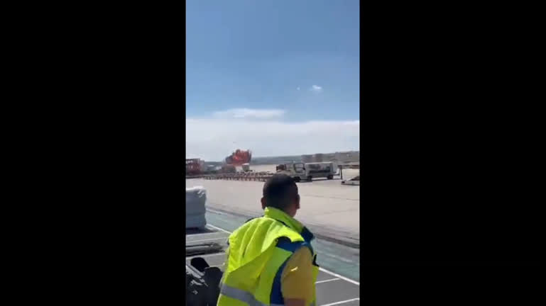 Vídeo: Veja o momento da queda do caça F-18 em zona militar na Espanha