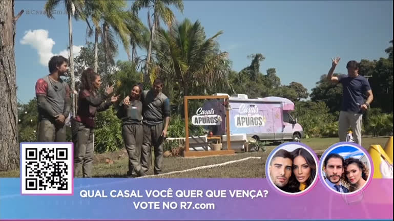 Vídeo: Carol Nakamura e Gui Leonel e Lidi Lisboa e Shia pedem votos do público