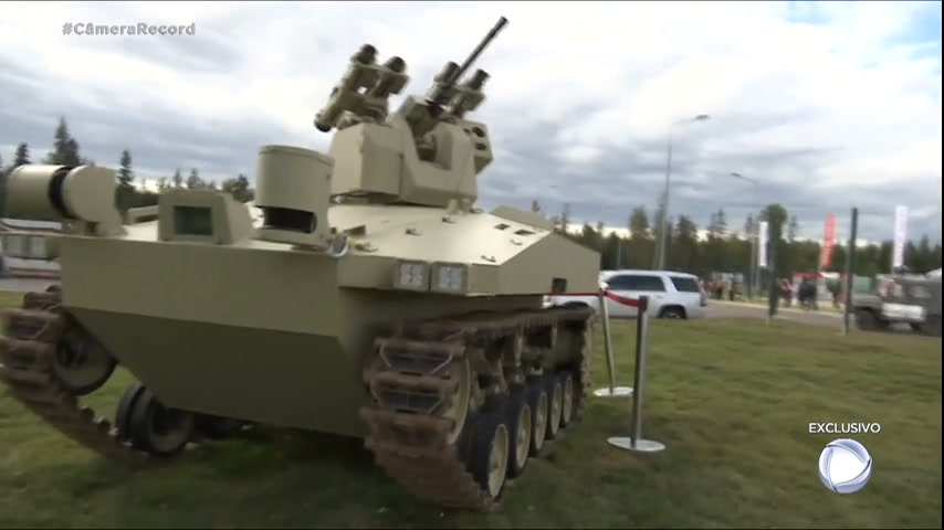 Vídeo: Robô de combate russo é equipado com misseis antitanque