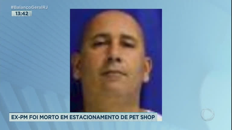 Vídeo: Ex-policial militar é morto no estacionamento de pet shop na zona oeste do Rio