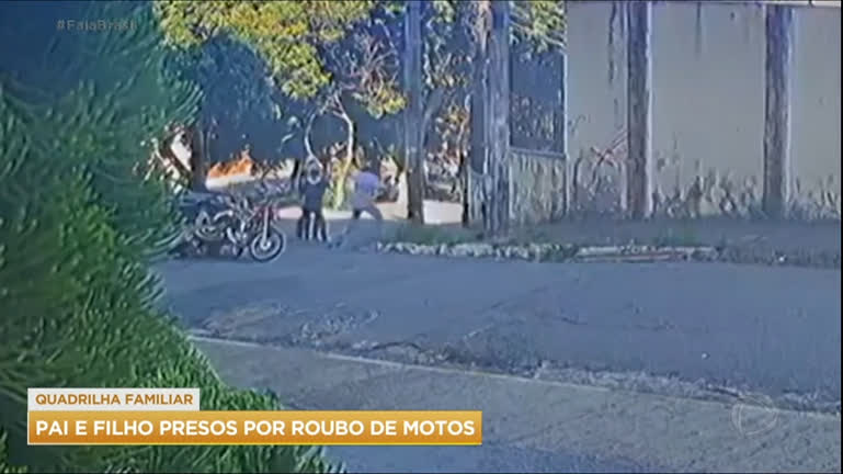 Vídeo: Pai e filho são presos suspeitos de integrar quadrilha especializada em roubar motos