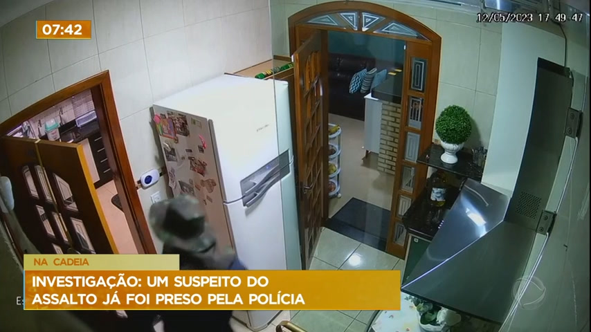 Vídeo: Morador é rendido por bandidos ao entrar em casa no DF; suspeito foi preso
