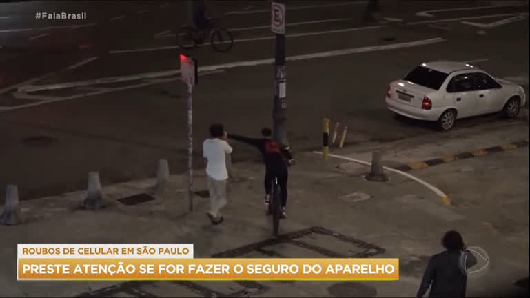 Vídeo: Brasileiros investem em seguros para proteger os celulares