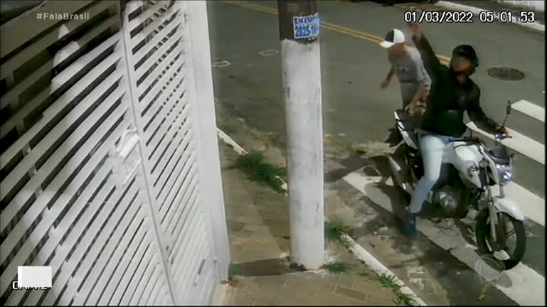 Vídeo: Criminosos roubam a mesma moto duas vezes