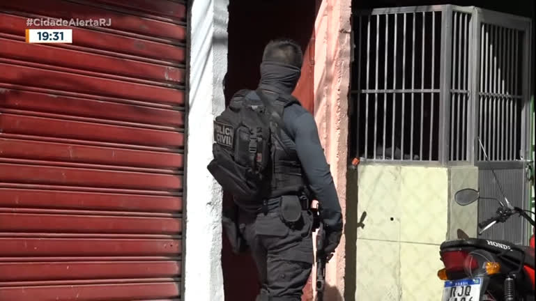 Vídeo: Polícia faz operação contra quadrilha de sequestradores no Turano, zona norte do Rio