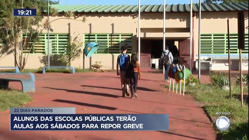 Vídeo: Alunos de escolas públicas terão aulas aos sábados para repor greve