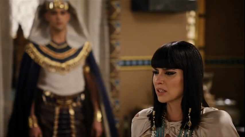 Vídeo: Ramsés flagra Nefertari falando de Moisés | Os Dez Mandamentos