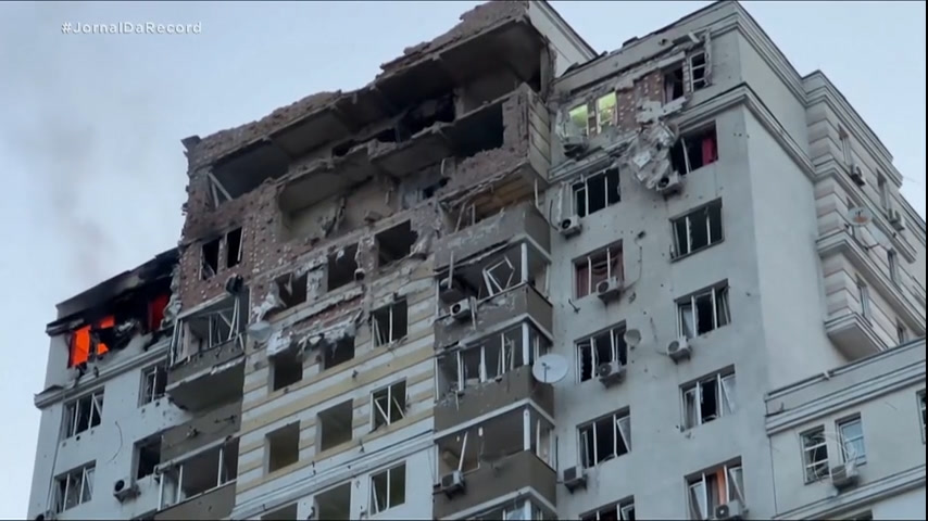 Vídeo: Rússia e Ucrânia são alvos de ataques, e Vladimir Putin acusa ucranianos de terrorismo