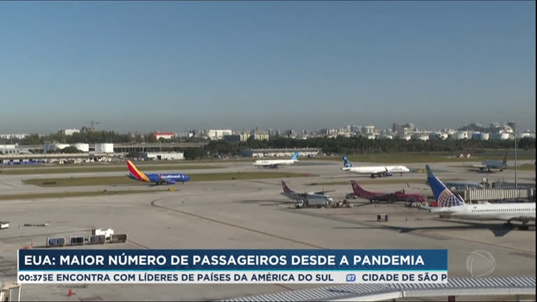 Vídeo: Aeroportos dos EUA registram maior número de passageiros desde a pandemia