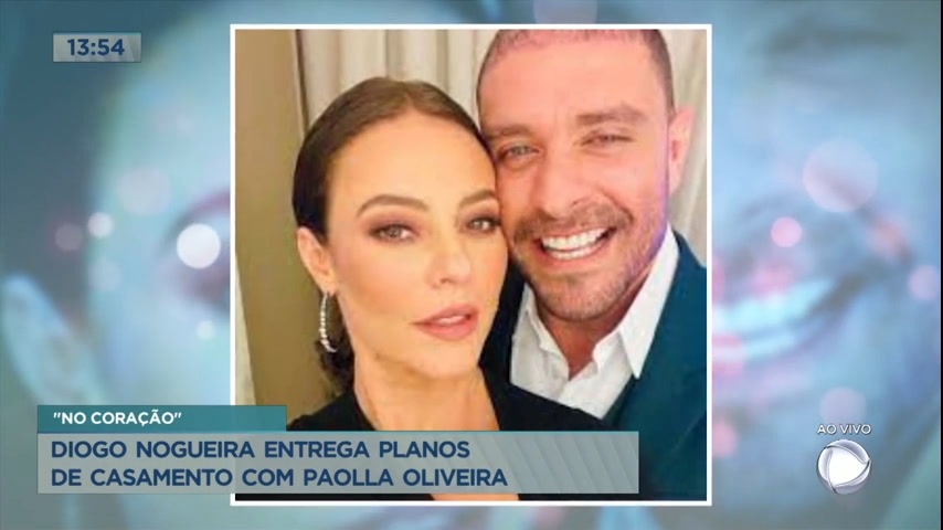 Vídeo: Diogo Nogueira entrega planos de casamento com Paolla Oliveira