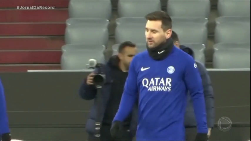 Vídeo: Técnico do PSG anuncia que Messi deixará o clube