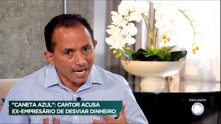 Vídeo: Criador do sucesso "Caneta Azul" faz acusações contra o ex-empresário