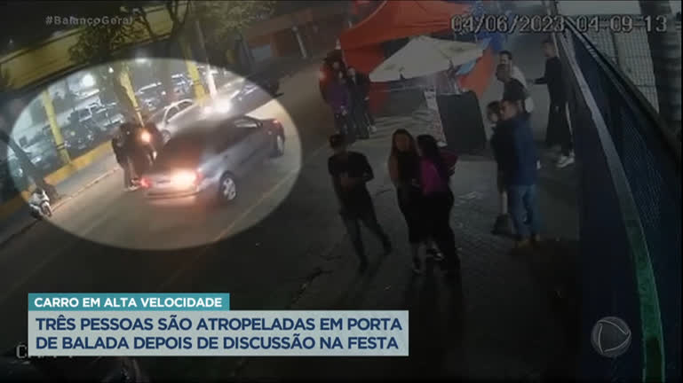 Vídeo: Três pessoas são atropeladas na porta de balada, em São Paulo
