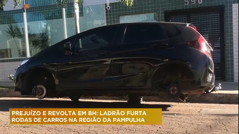Vídeo: Ladrão furta rodas de carros na região da Pampulha, em BH