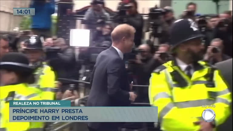 Vídeo: Príncipe Harry presta depoimento em Londres contra tabloide inglês