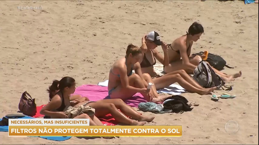 Vídeo: Protetores solares não protegem totalmente a pele contra o sol, diz estudo