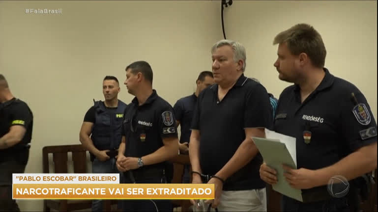 Vídeo: Pablo Escobar brasileiro será extraditado da Hungria
