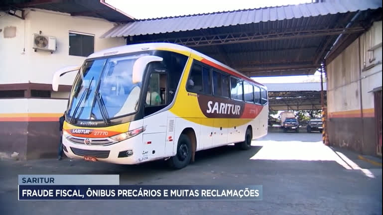 Vídeo: Quatro ônibus da Saritur são retirados de circulação por más condições