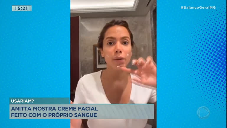 Vídeo: A Hora da Venenosa: Anitta mostra creme facial feito com o próprio sangue