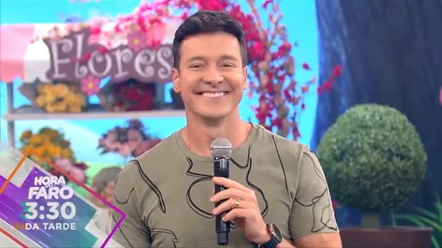 Vídeo: Veja a programação que a Record TV preparou para o seu domingo (11)