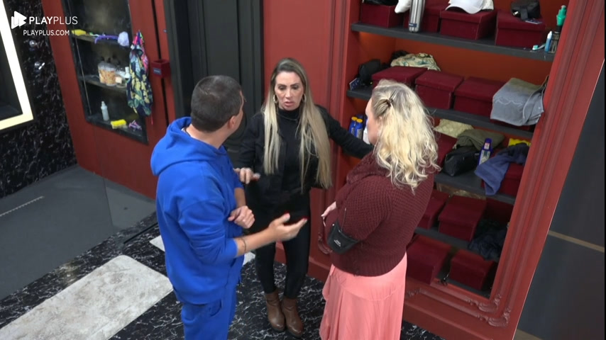 Vídeo: "Tem gente que eu não aguento nem ouvir a voz aqui dentro", declara Faby | A Grande Conquista