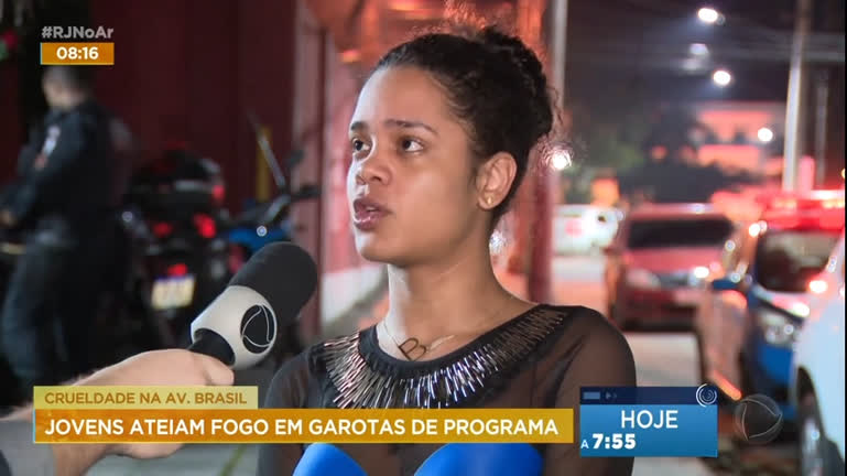 Vídeo: 'Eles pediram para eu não ir na delegacia', diz garota de programa após ataque com fogo, no Rio