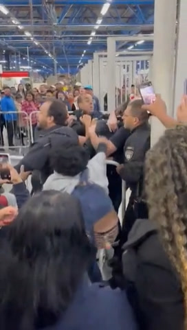 Vídeo: Segurança aplica mata-leão em homem durante abordagem no Metrô de SP