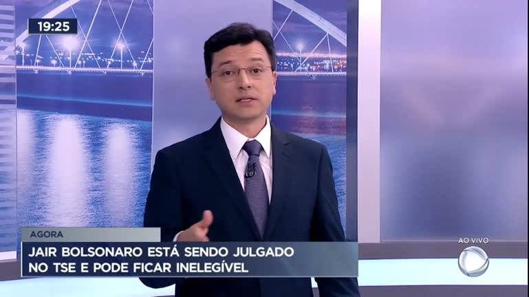 Vídeo: Jair Bolsonaro é julgado no TSE e pode ficar inelegível