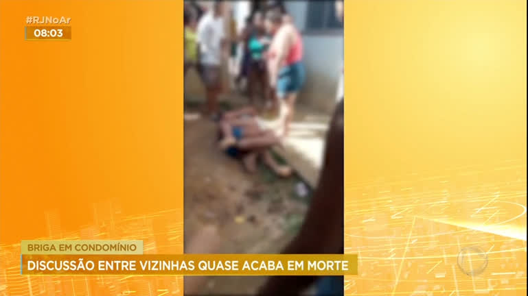 Vídeo: Discussão entre vizinhas termina em pancadaria na zona oeste do Rio