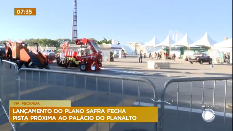 Vídeo: Pista do Palácio do Planalto é interditada nesta quarta (28)