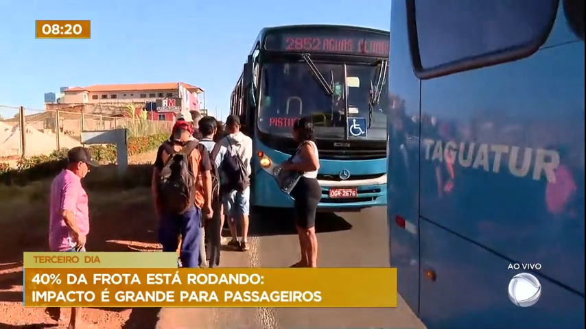 Vídeo: Terceiro dia de greve de rodoviários em Águas Lindas (GO) causa transtornos a passageiros do Entorno do DF
