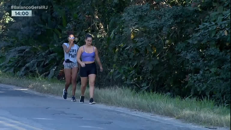 Vídeo: Moradores pedem construção de ciclovia em Guaratiba, na zona oeste do Rio
