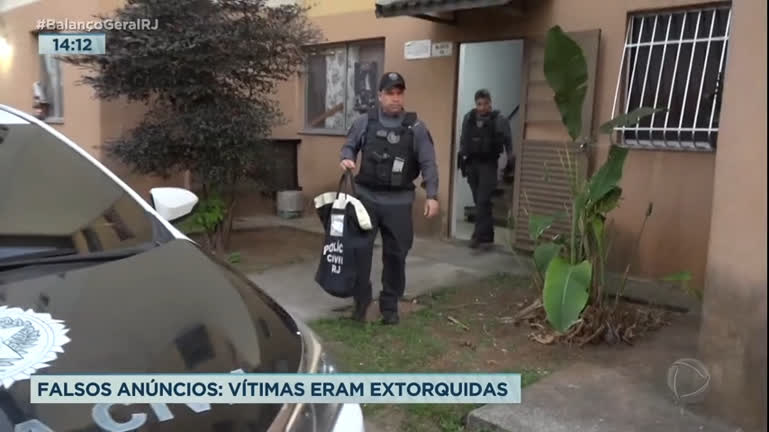 Vídeo: Polícia faz operação contra suspeitos de usar falsos anúncios para extorquir vítimas no Rio